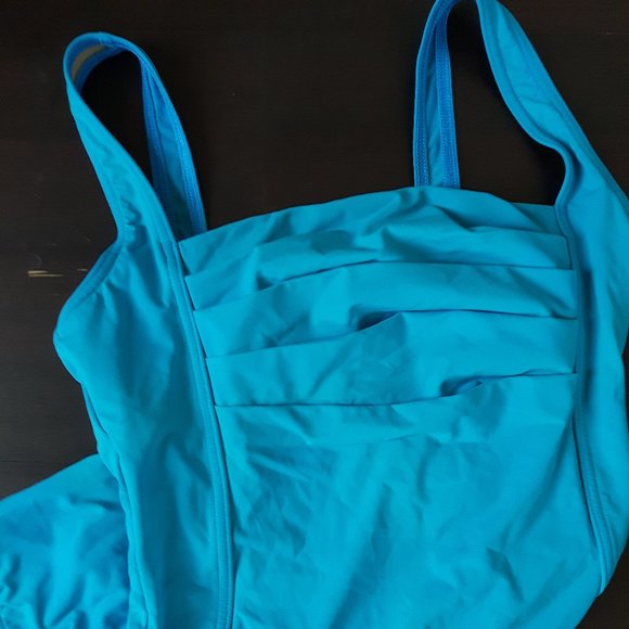 One-Piece Swimsuit - Picture 2 of 3